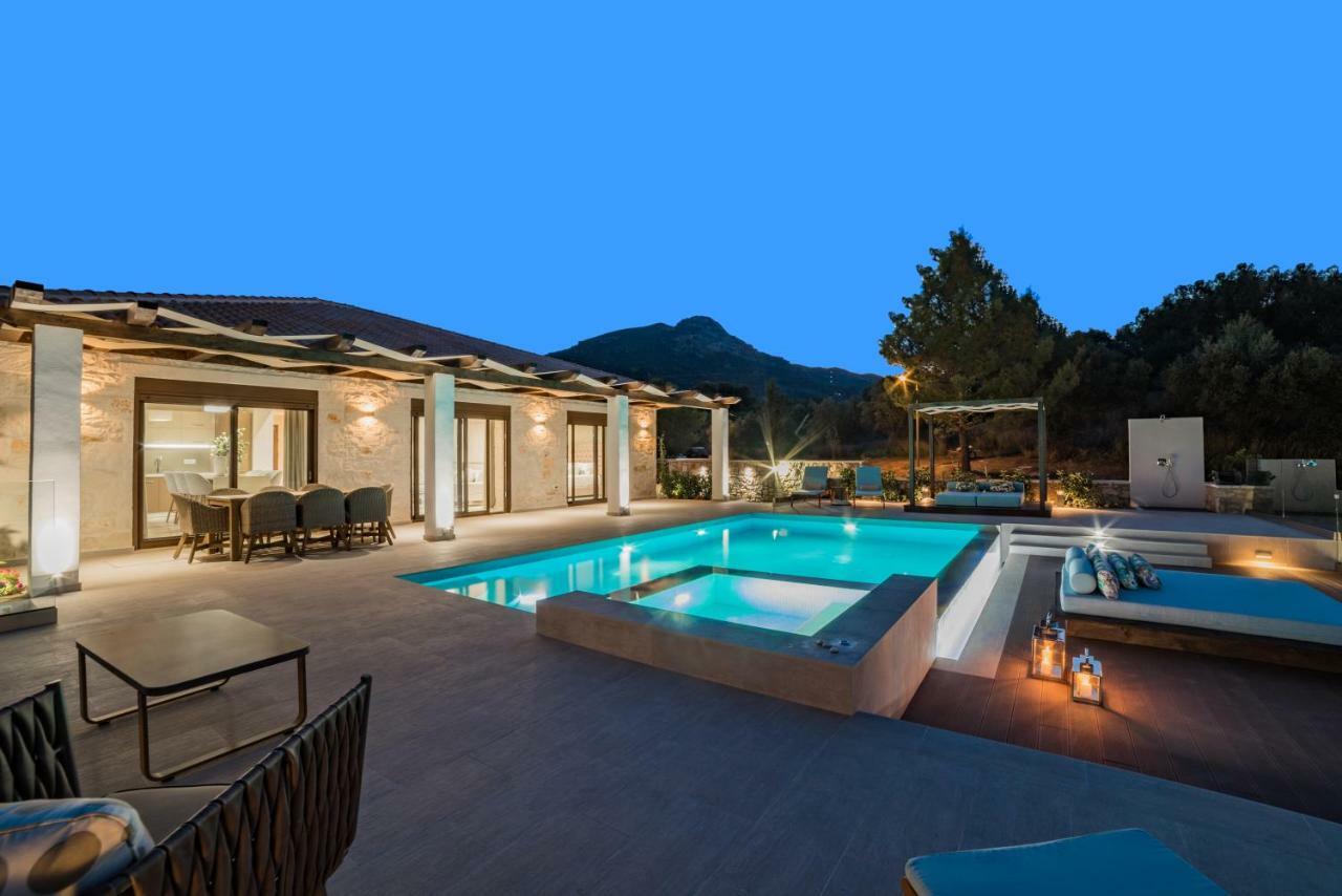 Porto Vasilikos Villas Xirokástellon 外观 照片